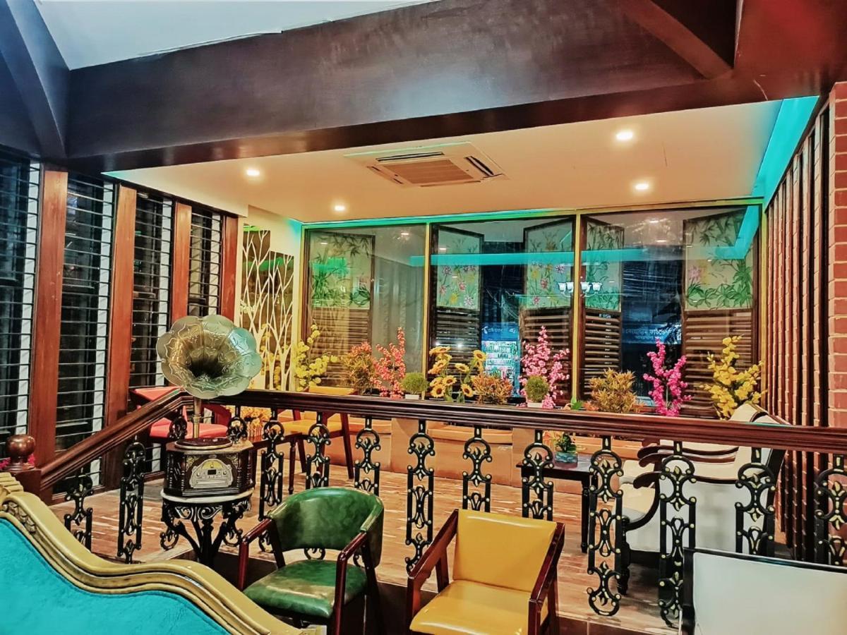 Hotel Crystal Rose - Sylhet Exterior photo