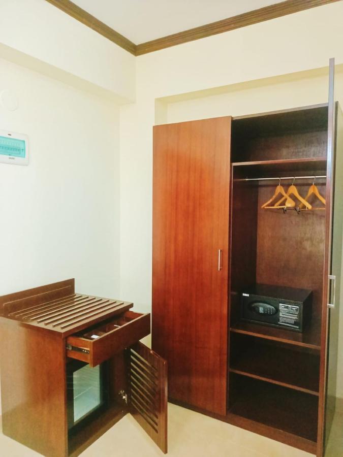 Hotel Crystal Rose - Sylhet Exterior photo